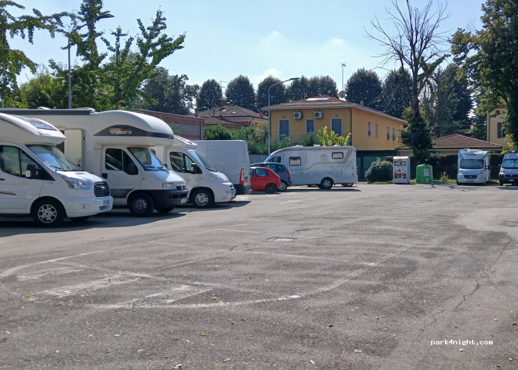 (43019) Soragna - Via G. Matteotti / Via Gramsci — foto 4