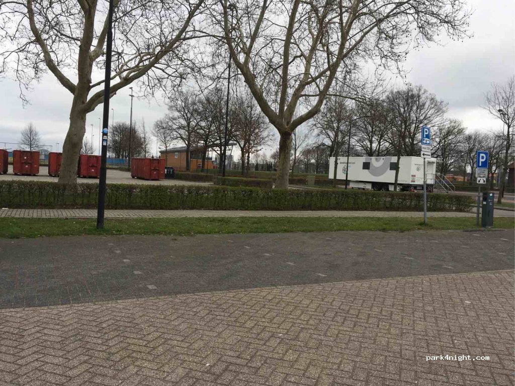 (5346 JH) Oss - 20 Rusheuvelstraat — foto