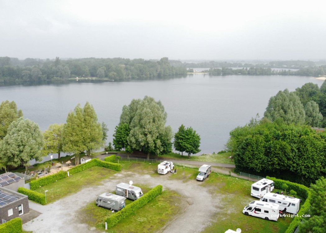 Reisemobilstellplatz Heinsberg am Lago — foto 3