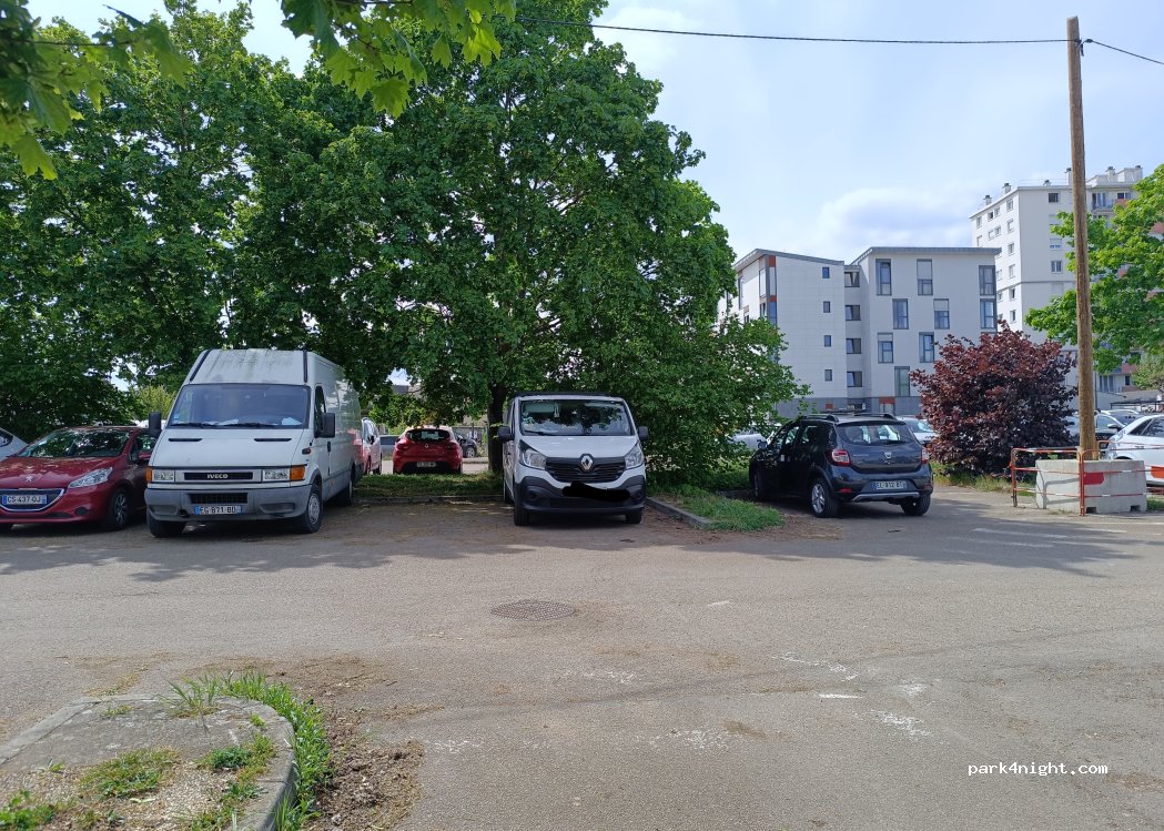 (89000) Auxerre - 5 Avenue Charles de Gaulle — foto