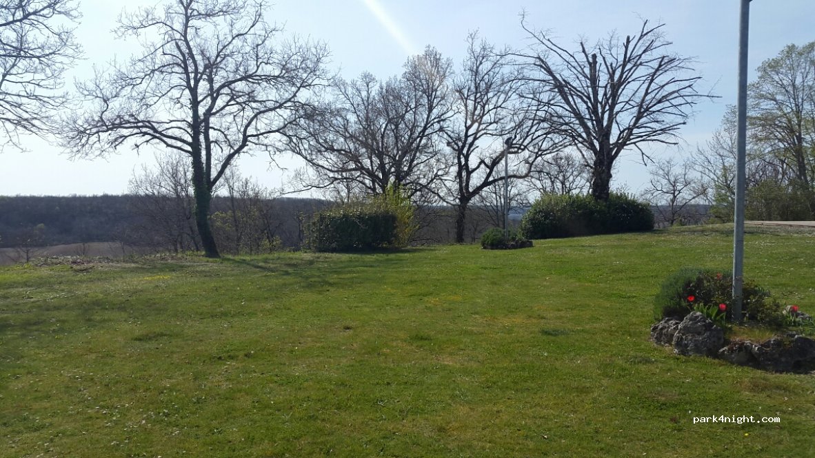 (46800) Montlauzun - Montlauzun — foto 3