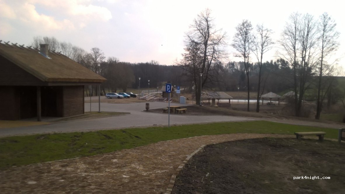 (16-140) Korycin - Unnamed Road — foto