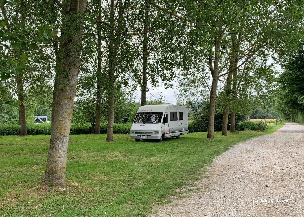 (02500) Luzoir - Rue du pont — foto