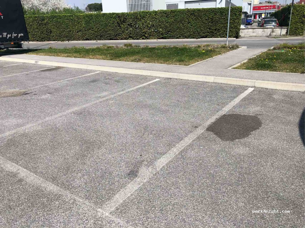(26100) Cremona - 108 Via Castelleone — foto 2