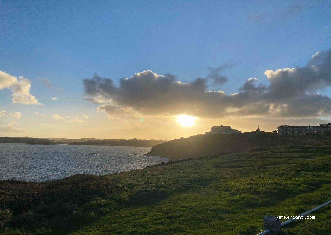 (TR7 1EW) Fistral - Headland Road — foto 3