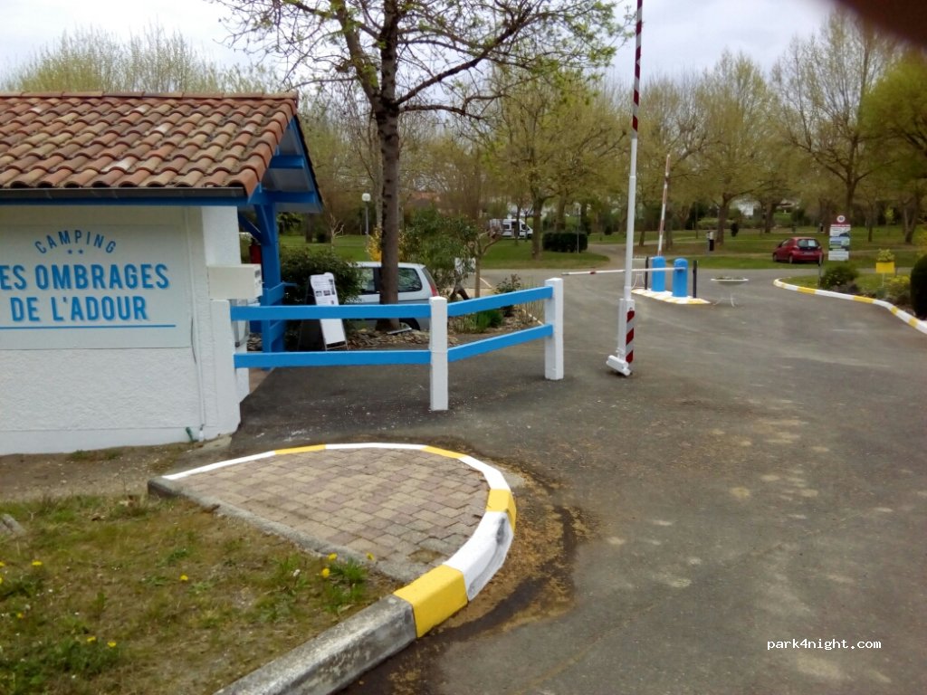 Camping Les Ombragesde l'Adour — foto 2