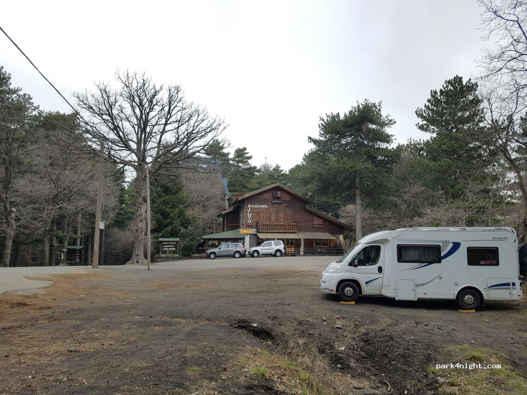 (95015) Linguaglossa CT - Strada Regionale Mareneve — foto