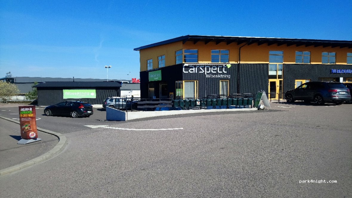 (246 42) Löddeköpinge - 1 Marknadsvägen — foto 2