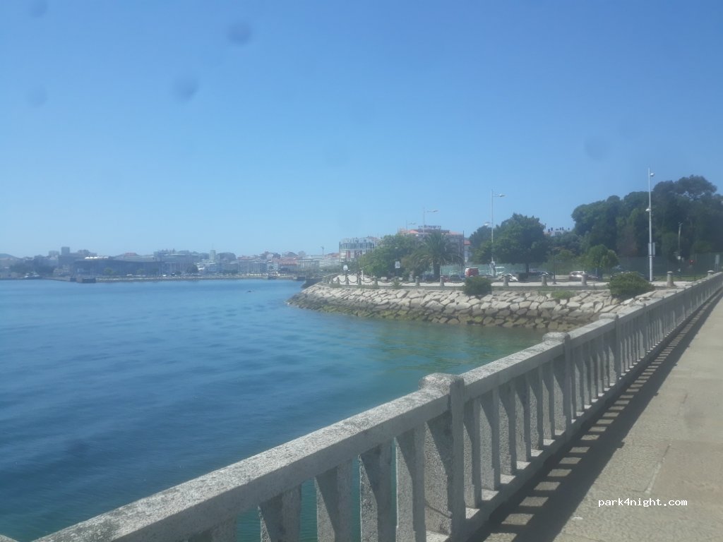 (15001) La Coruña - 2 Paseo Marítimo Alcalde Francisco Vázquez — foto