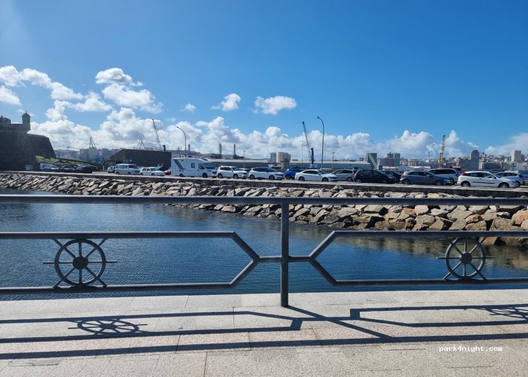 (15001) La Coruña - 2 Paseo Marítimo Alcalde Francisco Vázquez — foto 2