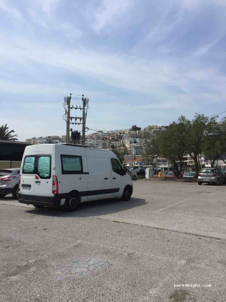 (185 33) Pireas - 1 Akti Koumoundourou — foto 2