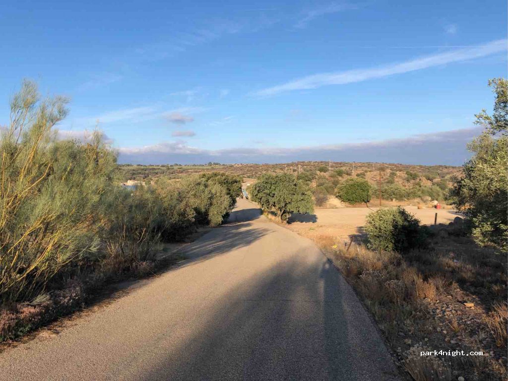 (45122) Argés - Unnamed Road — foto 2