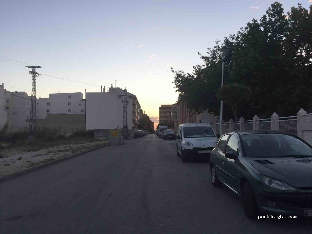 (30510) Yecla - 31D Avenida Literato Azorín — foto