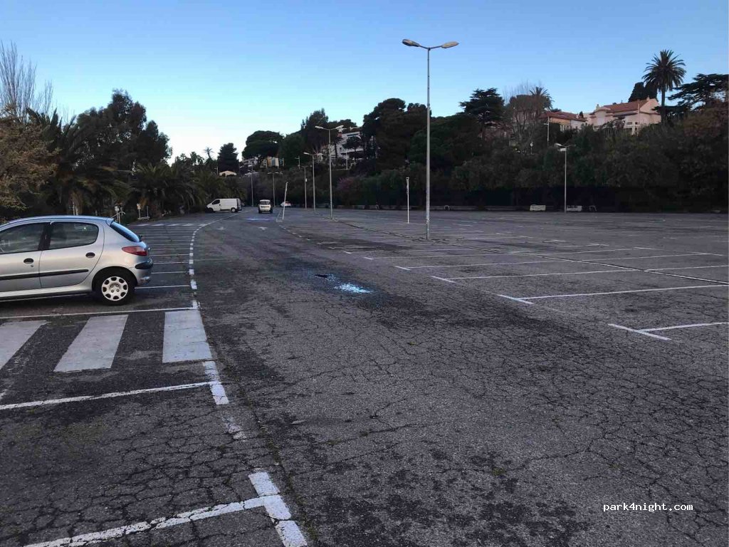 (83000) Toulon - 683 Littoral Frédéric Mistral — foto 2