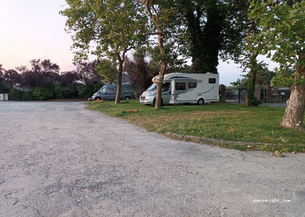 (44260) Prinquiau - 9-15 Rue du Champoulain — foto 4
