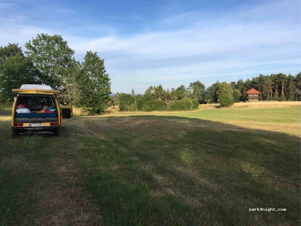 (35415) Pohlheim - unamed road — foto