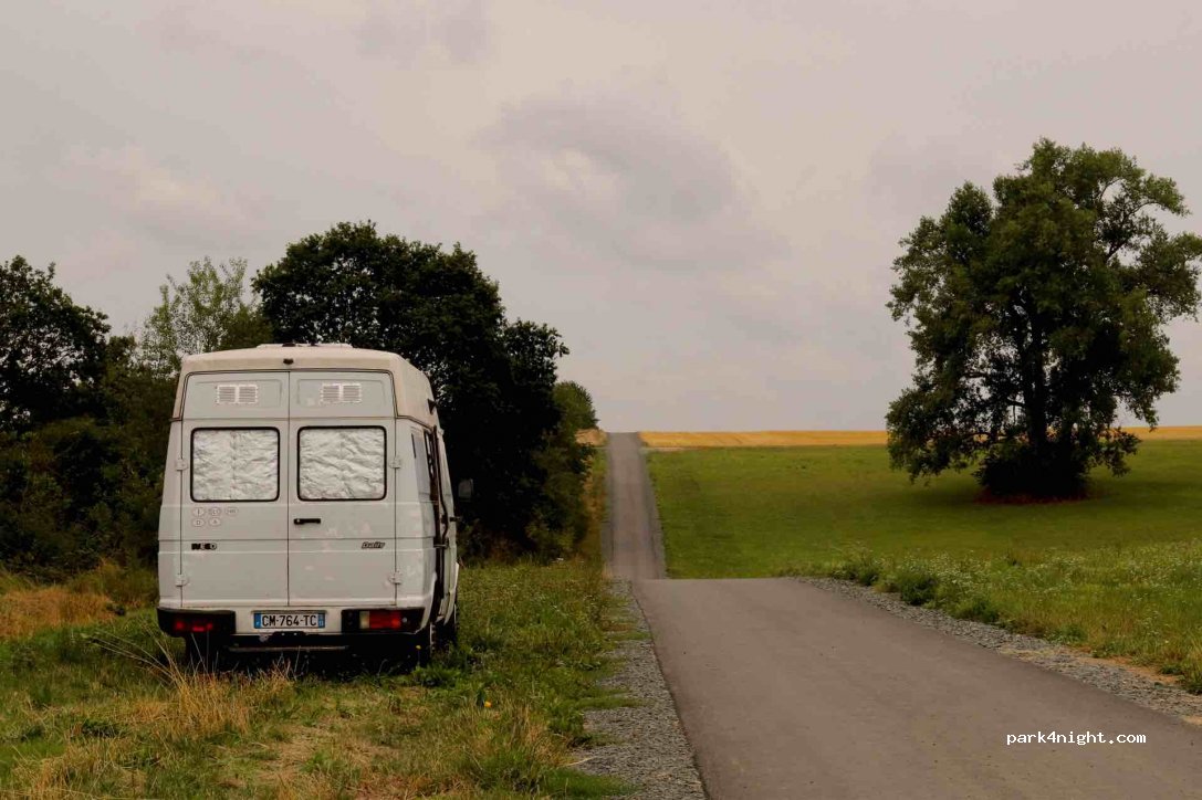 (35415) Pohlheim - unamed road — foto 3