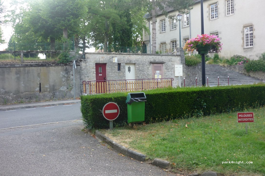 (87300) Bellac - 11-13 Rue Vergniaud — foto 2