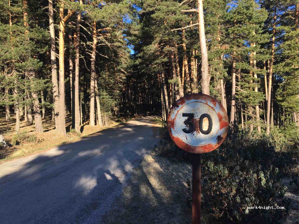 (44367) Bronchales - Unnamed Road — foto