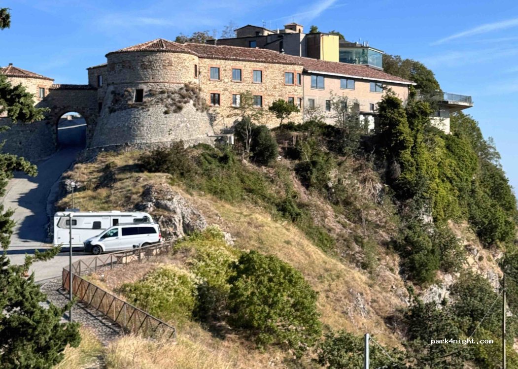 (47825) Poggio Torriana - 15 Via Castello — foto 5