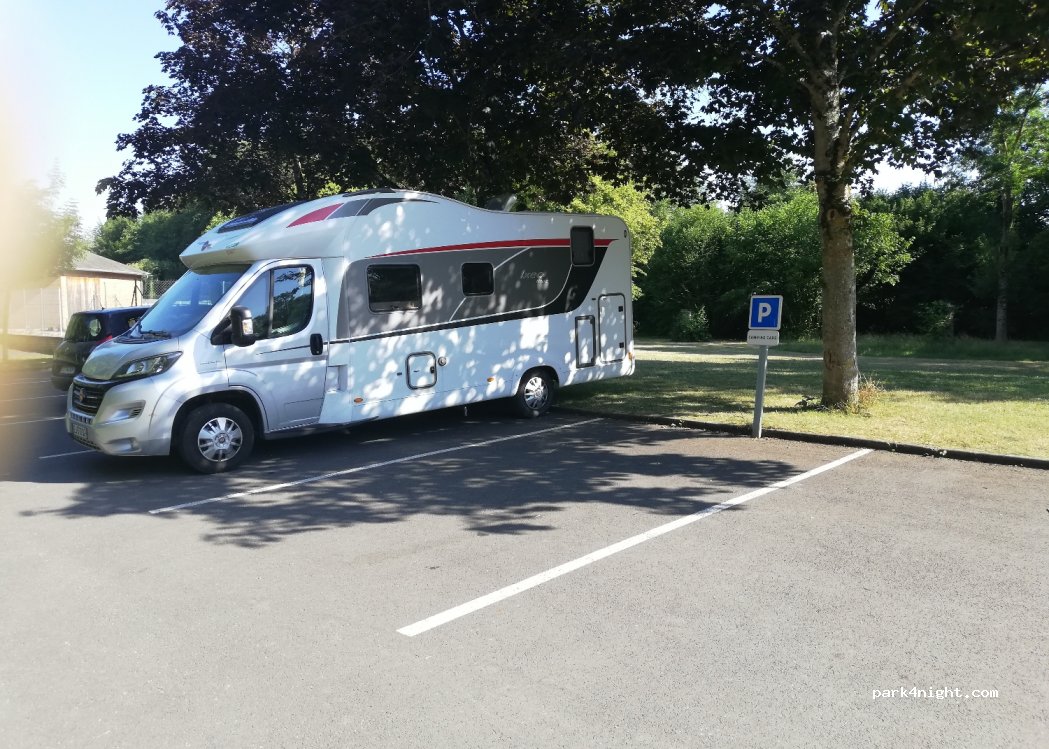 (86190) Vouillé - Chemin de la piscine — foto 3