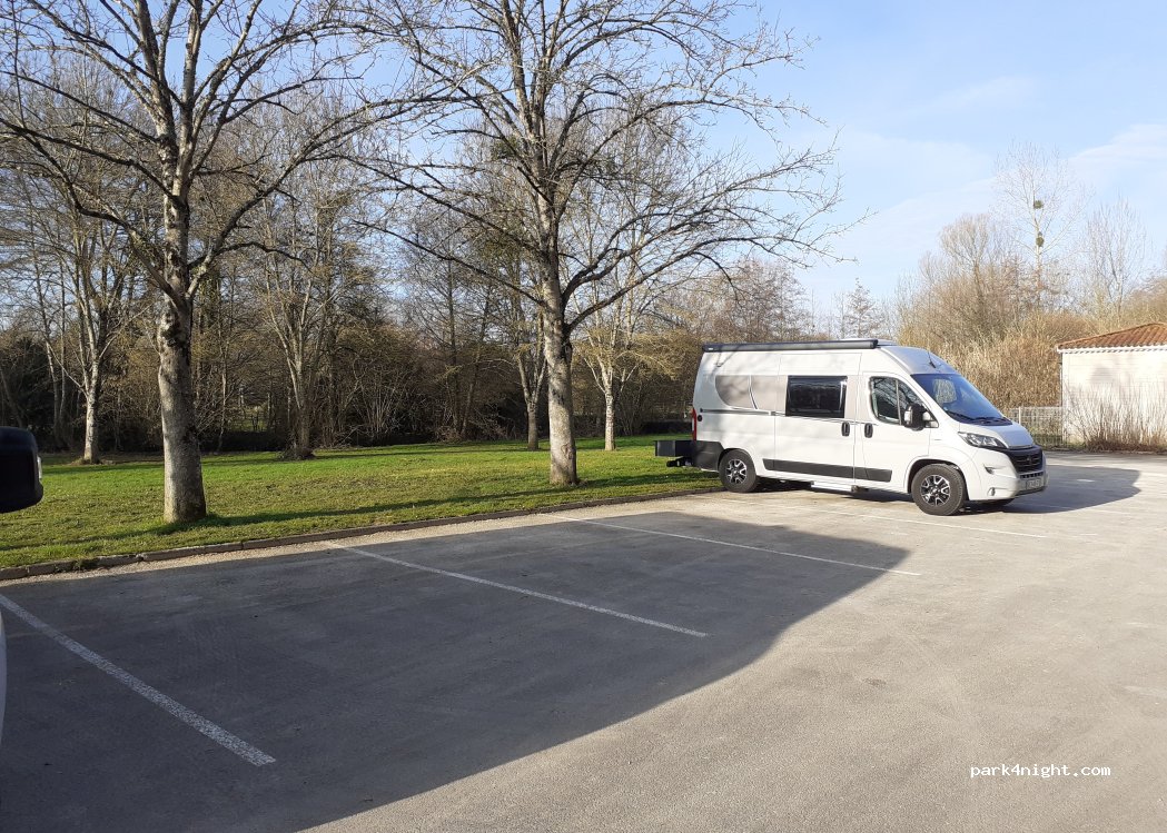 (86190) Vouillé - Chemin de la piscine — foto 5