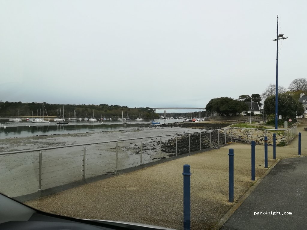 (29950) Bénodet - Quai du Commandant l'Herminier — foto