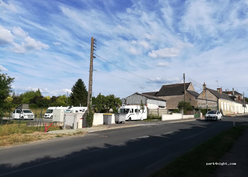 (37130) Lignières-de-Touraine - 3 D57 — foto 2