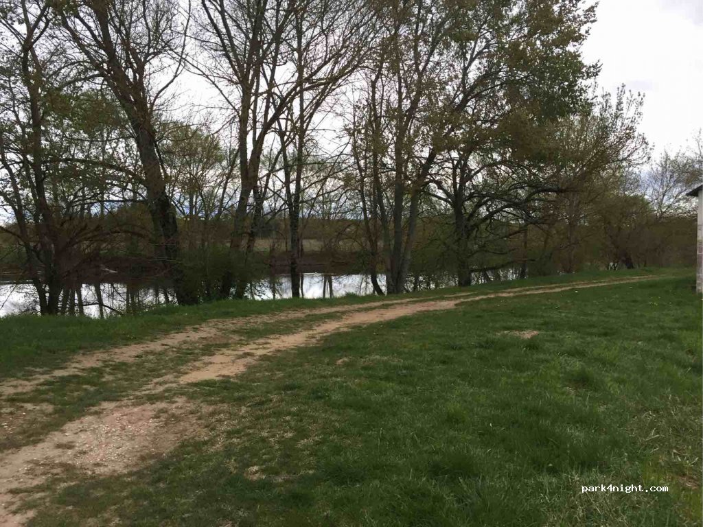 (41400) Monthou-sur-Cher - 4-6 Chemin du Cher — foto