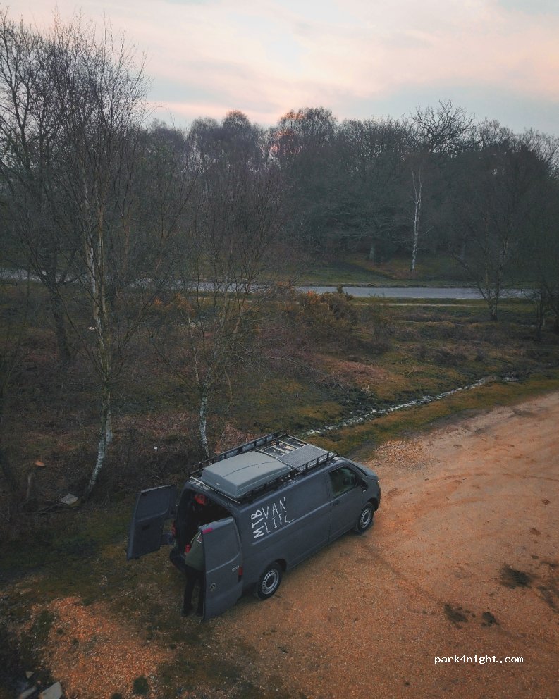 (BH25) Brockenhurst - Unnamed Road — foto