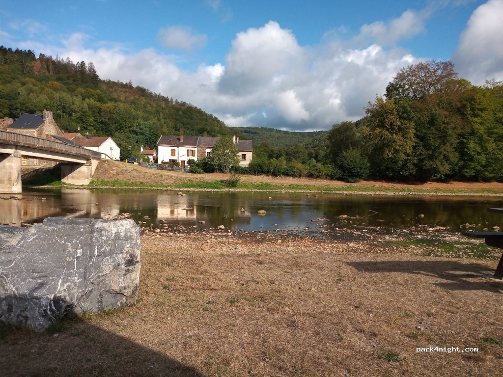 (08800) Tournavaux - 6 Grande Rue — foto
