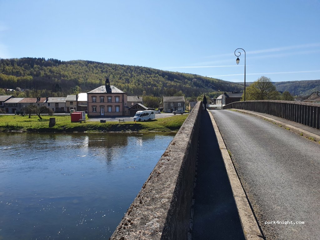 (08800) Tournavaux - 6 Grande Rue — foto 3