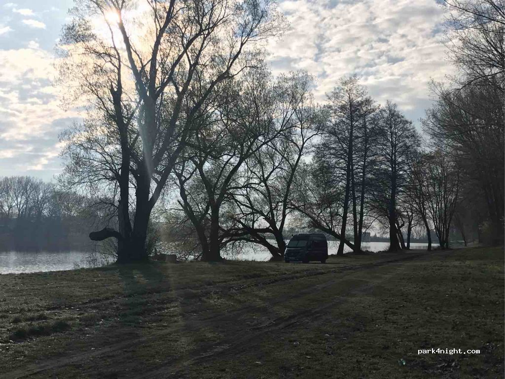 (922 03)  - Rekreačná — foto
