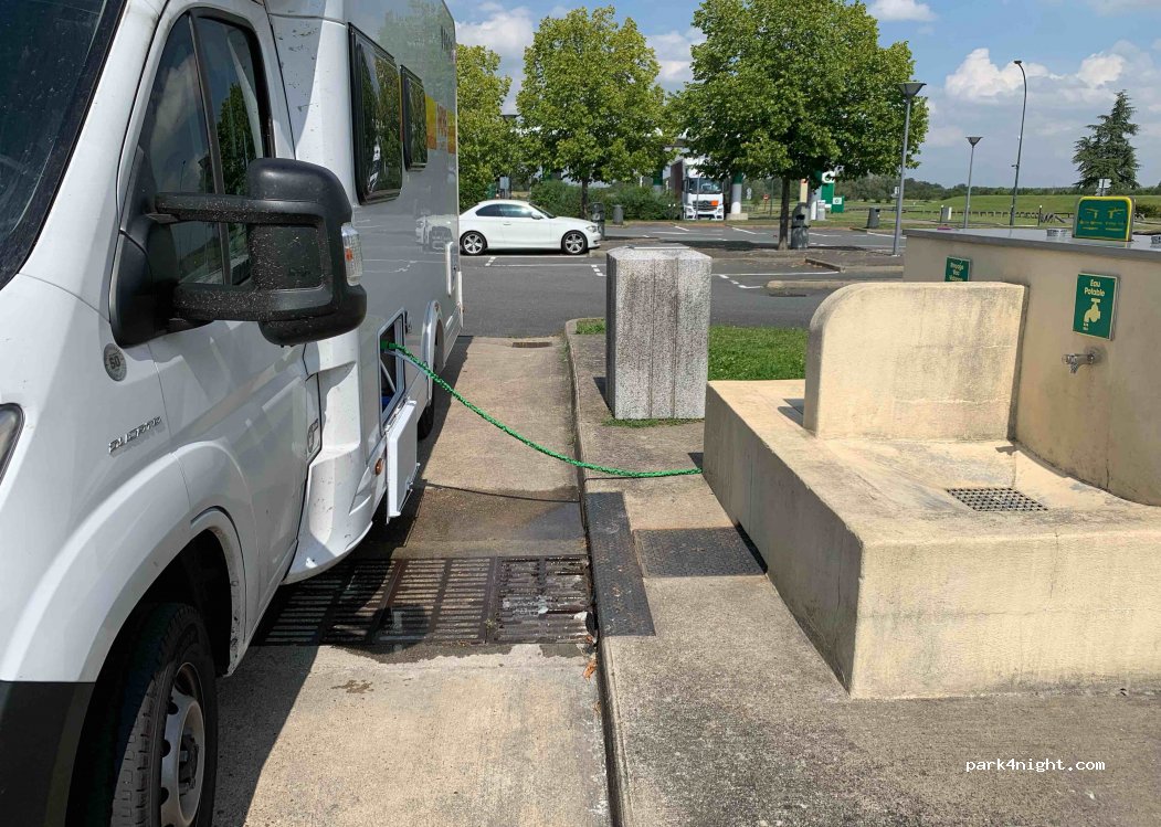 (45290) Varennes-Changy - Autoroute de l'Arbre — foto 3