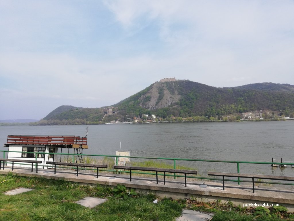 (2626) Nagymaros - 57 Váci út — foto 4