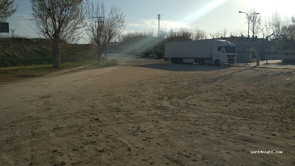 (45686) Calera y Chozas - 67 Avenida Benito Alcalde Sánchez — foto 3