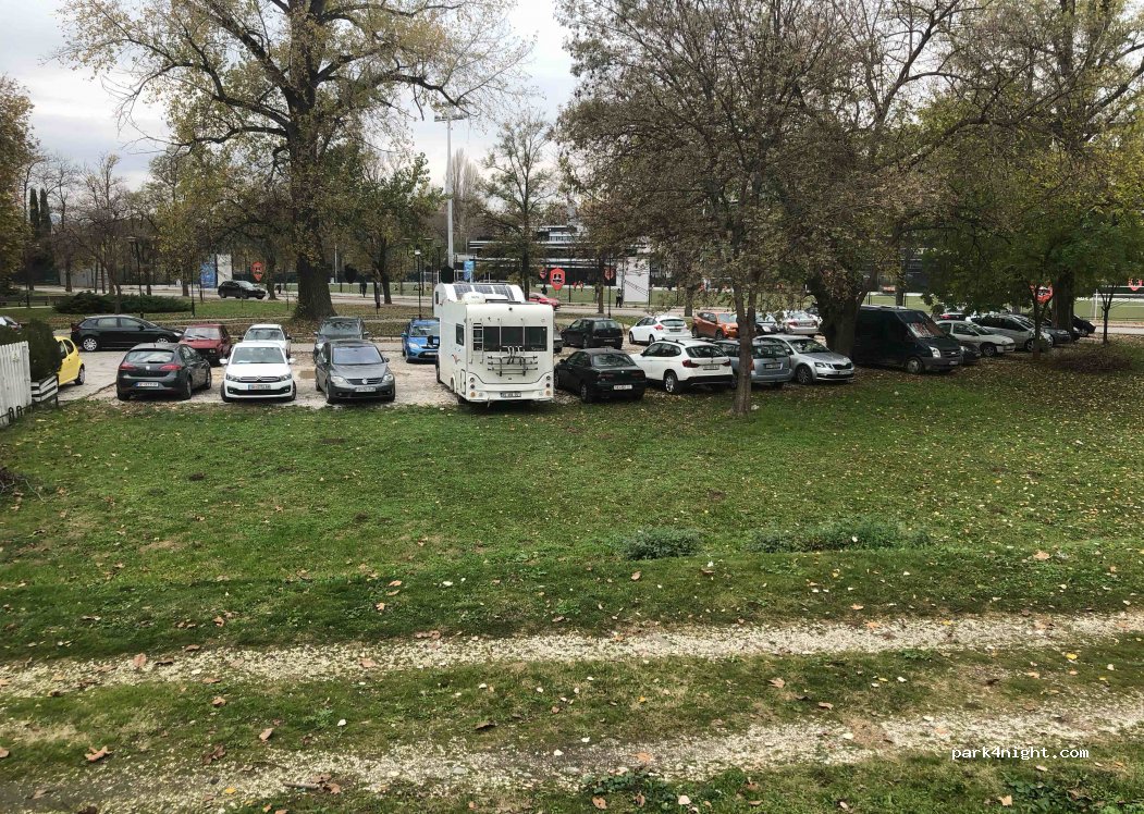 (1000) Skopje - 1732 Vardar Trail — foto