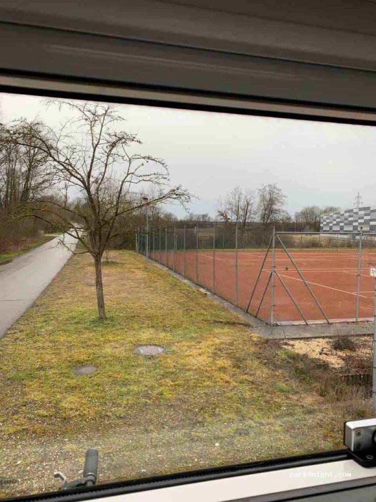 (88451) Dettingen an der Iller - Unnamed Road — foto 3