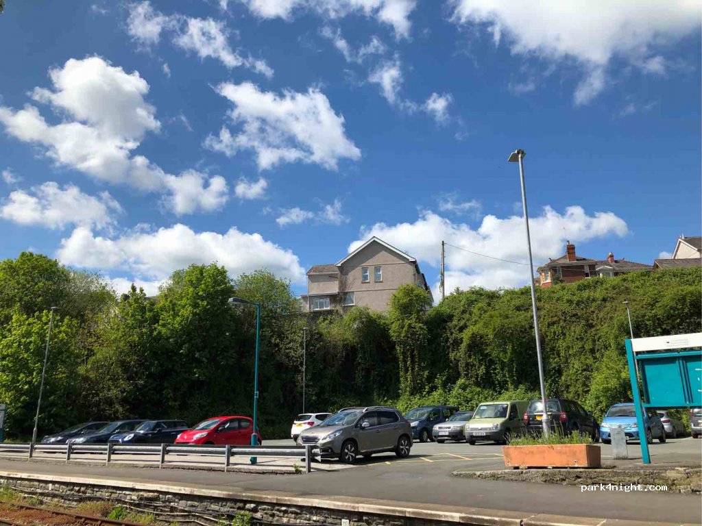 (SA19 6LE) Llandeilo - Station Rd — foto