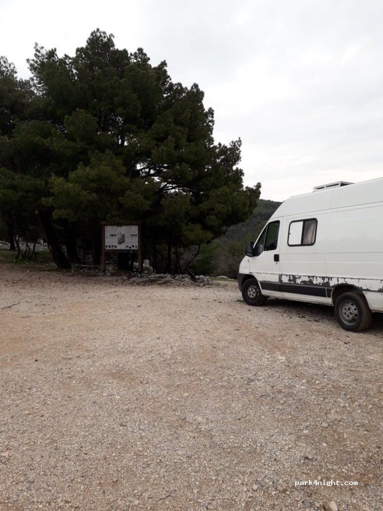 (21423) Nerežišća - Unnamed Road — foto 2