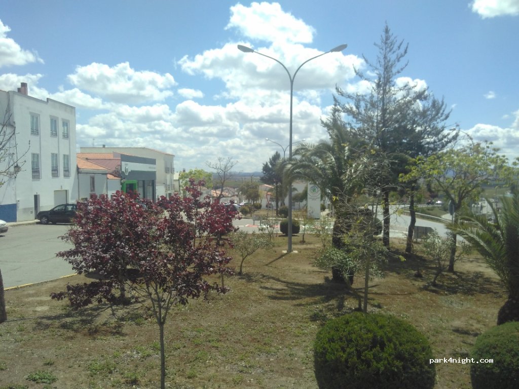 (06240) Fuente de Cantos - 6 Calle Real — foto 4