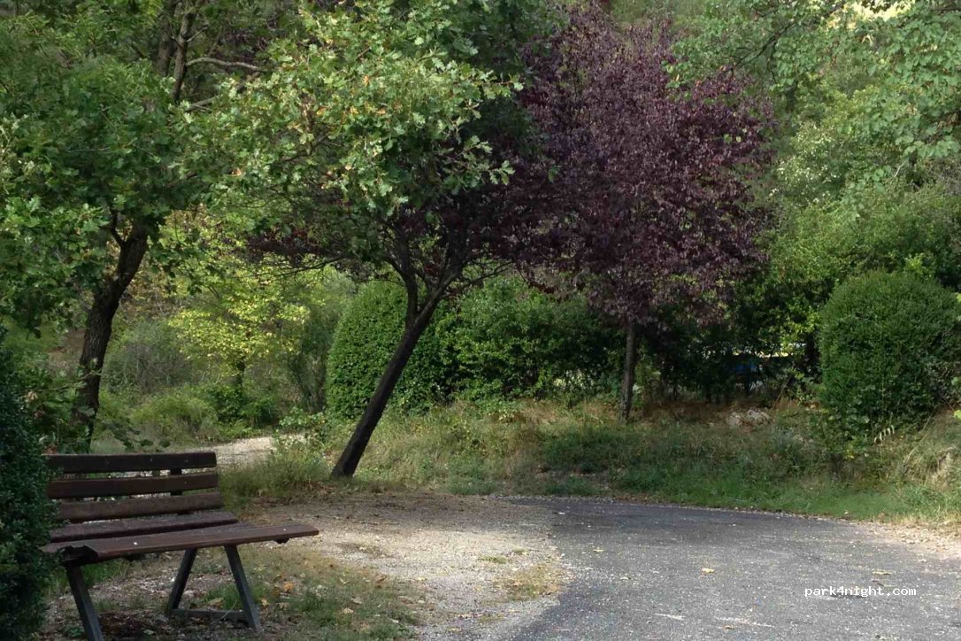 (12100) Millau - Avenue de l'Aigoual — foto