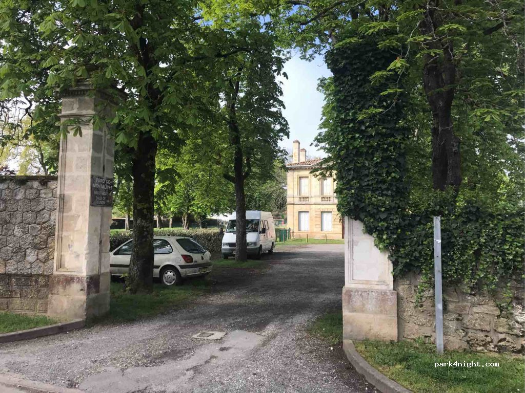 (33720) Barsac - Rue de Montalivet — foto 2