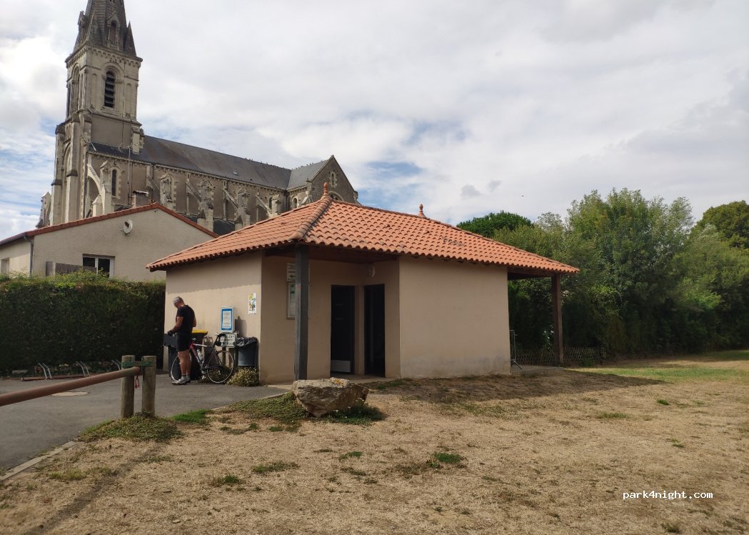 (49510) Poitevinière (La) - 3 Rue Perdriau — foto 2