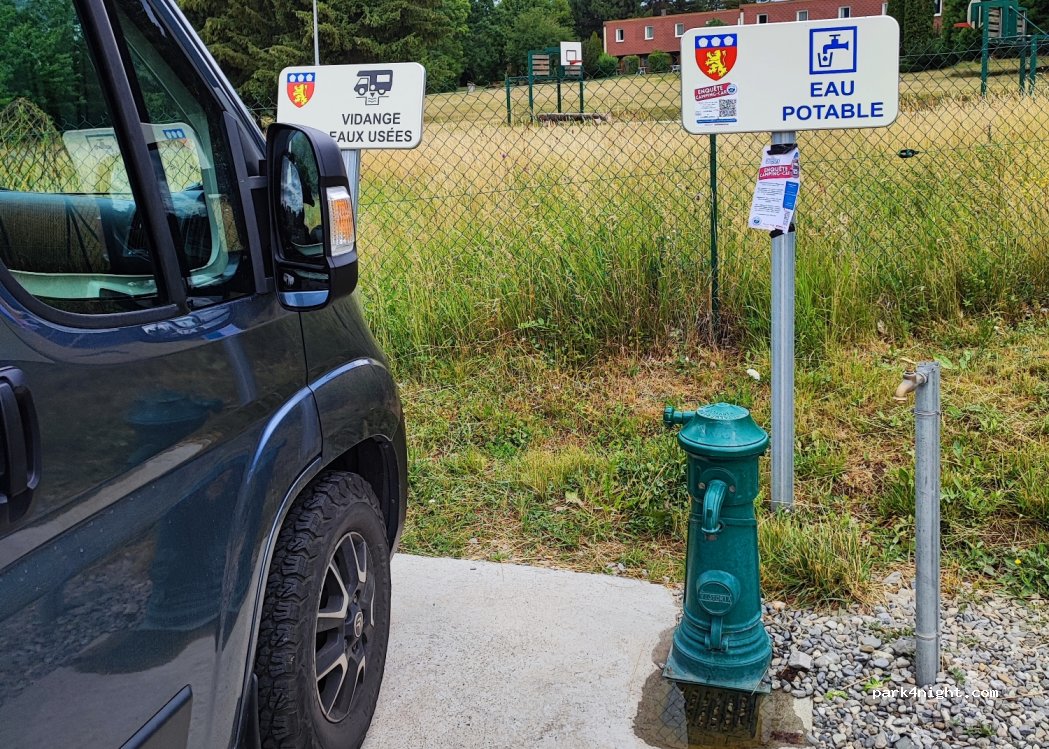 (05500) Saint-Bonnet-en-Champsaur - Avenue de Merly — foto 2