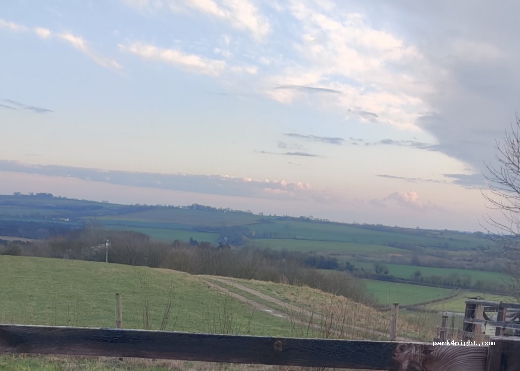 (LN11 9UE) Stenigot - Unnamed Road — foto 3