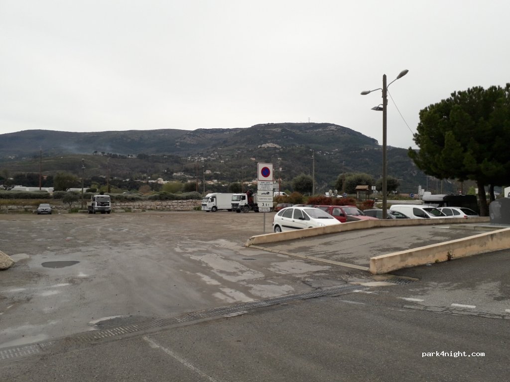(06670) Castagniers - route de Castagniers — foto