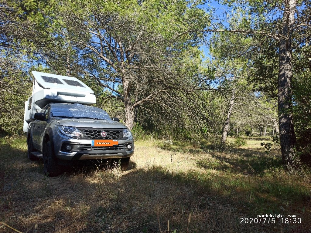 (13410) Lambesc - Chemin du Salet — foto 2