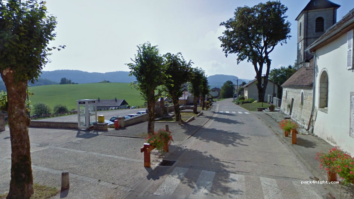 (39130) Le Frasnois - 2-4 Route des Lacs — foto