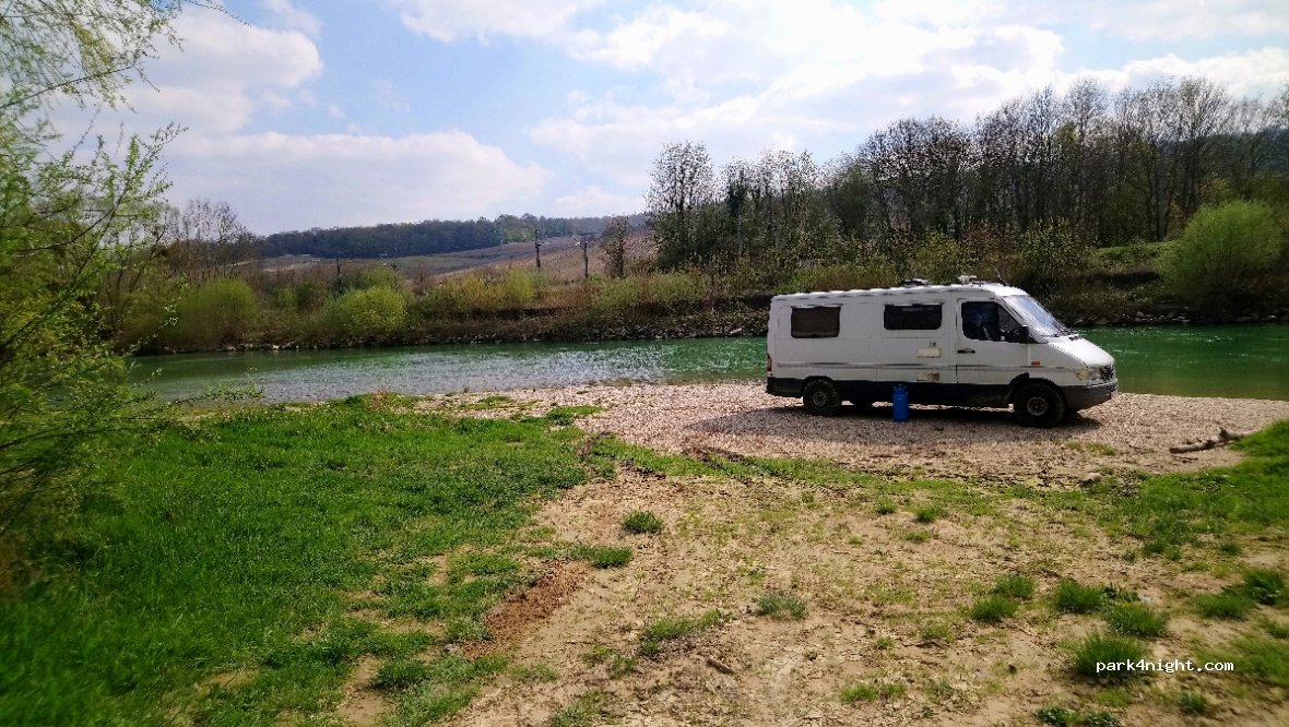 (51480) Damery - Le Port de Bois — foto
